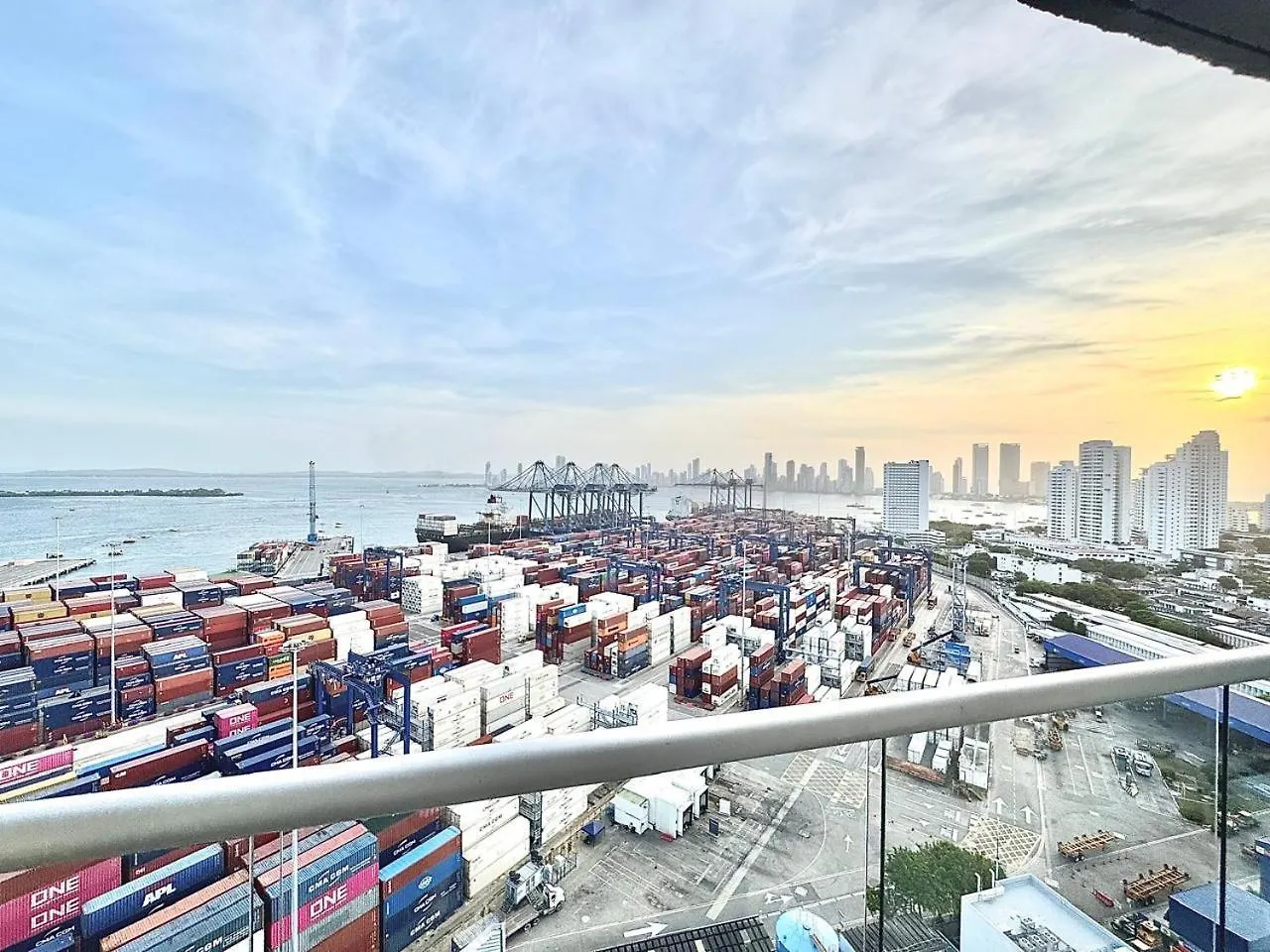 Cartagena Alojamiento Lujoso Con Vista Excepcional דירה